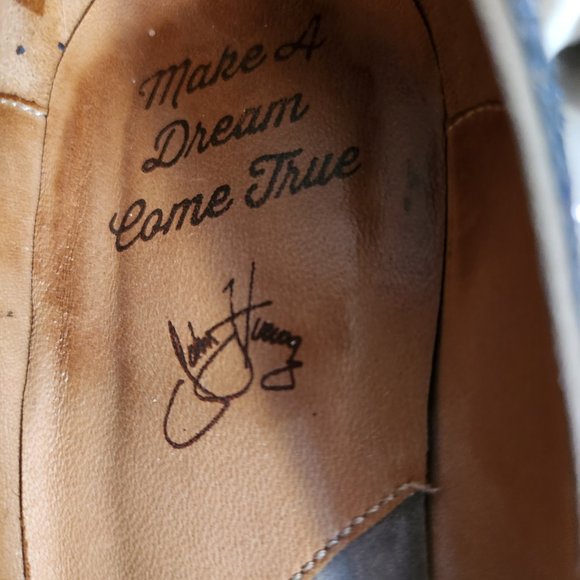 Fluevog Custom Miracles Medugorje - Make a Wish Canada Size 8 Women's Heels - Picture 4 of 8